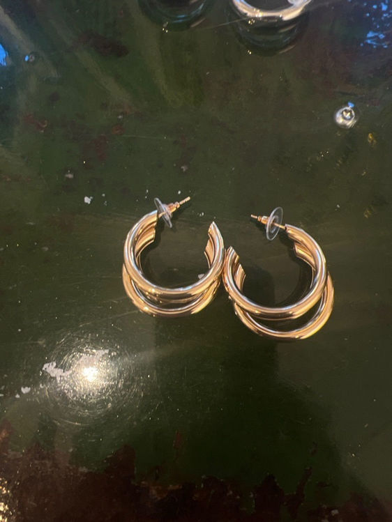 Billede af Big golden earrings 