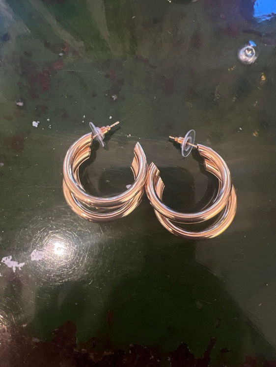 Billede af Big golden earrings 