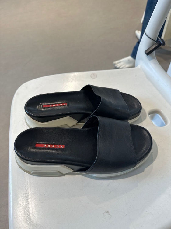 Billede af Prada sandaler 