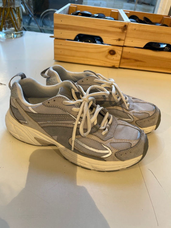 Billede af H&M sneakers