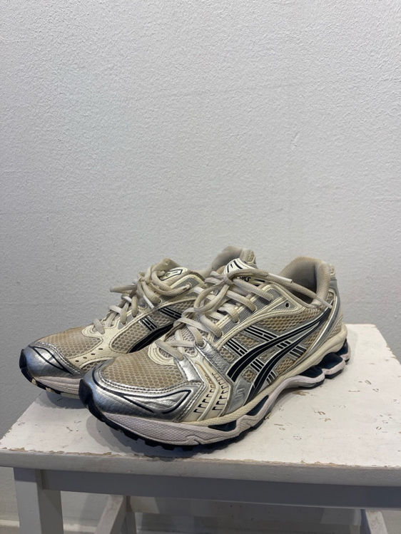 Billede af Asics sneakers