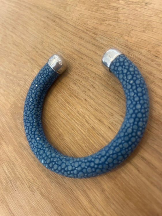 Billede af Cuckoo Stingray læder armbånd med sterlingsølv