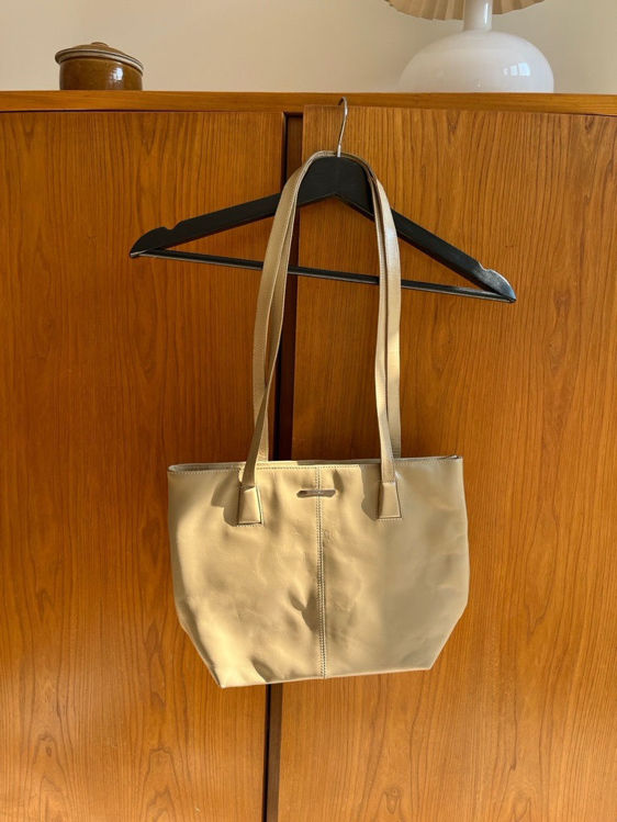 Billede af Beige lædertaske