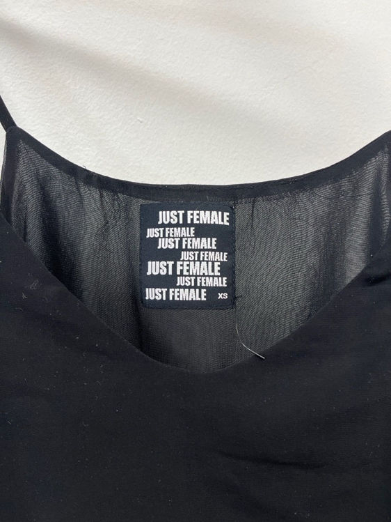 Billede af Just Female