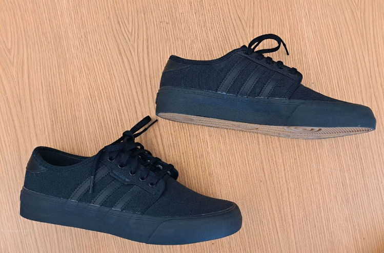 Billede af Adidas sneakers // 40 2/3 // lærred