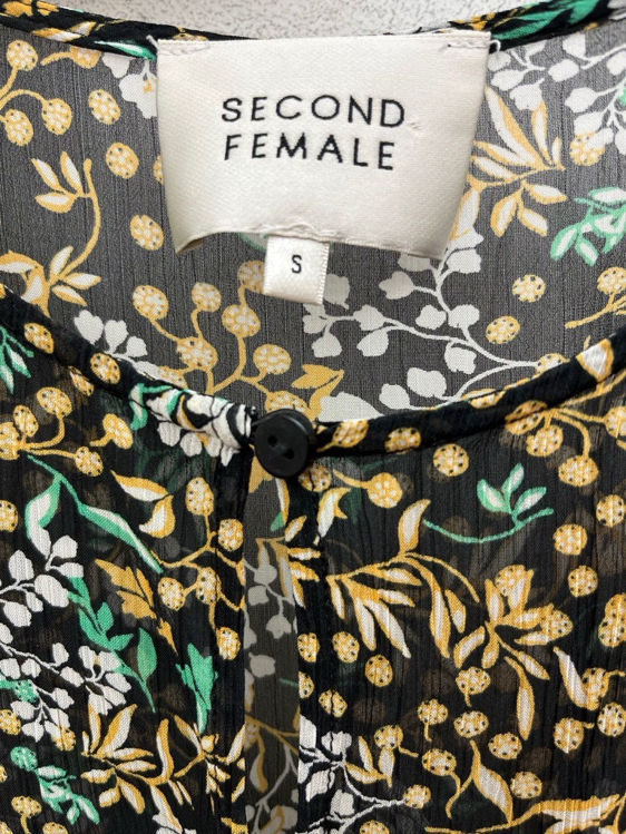 Billede af Second Female 