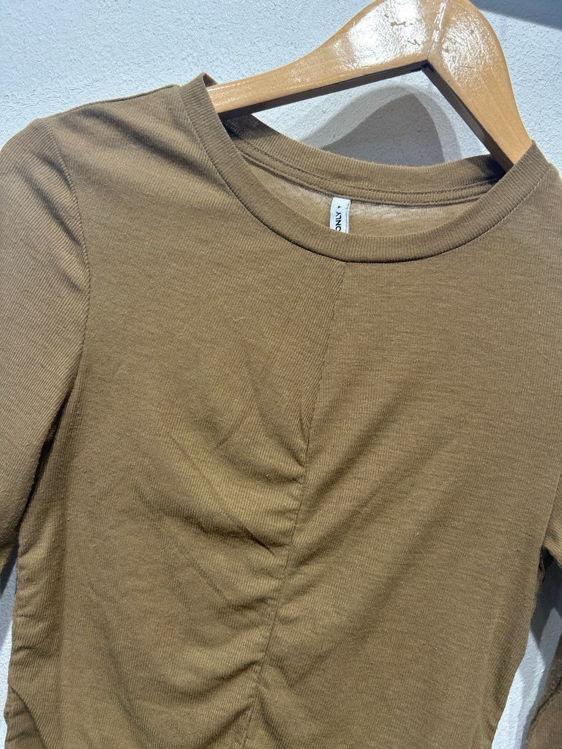 Billede af Only brun basic bluse
