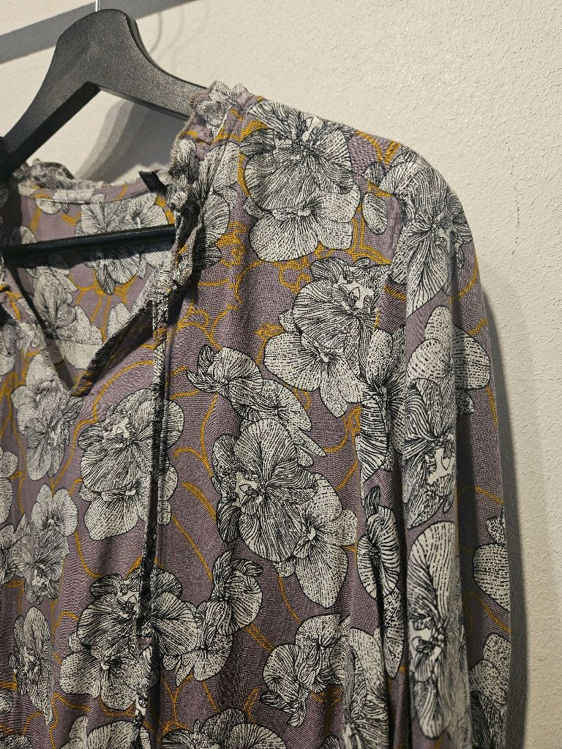 Billede af Vintage fin blomstret bluse