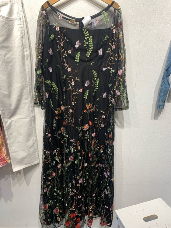 Billede af Blomstret kjole