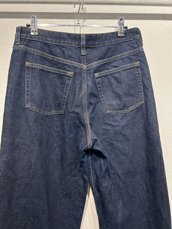 Billede af Nye Cos jeans
